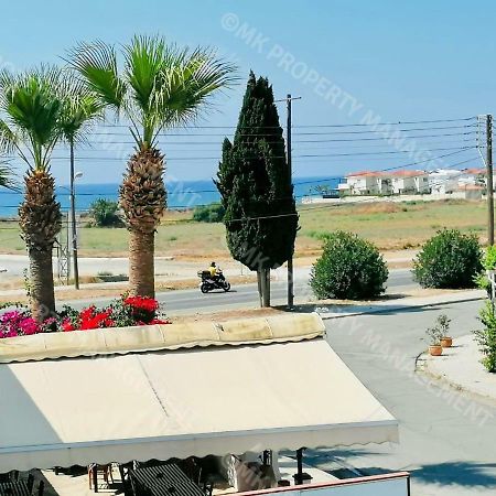 Lysia Sea-View Apartment Larnaca Esterno foto