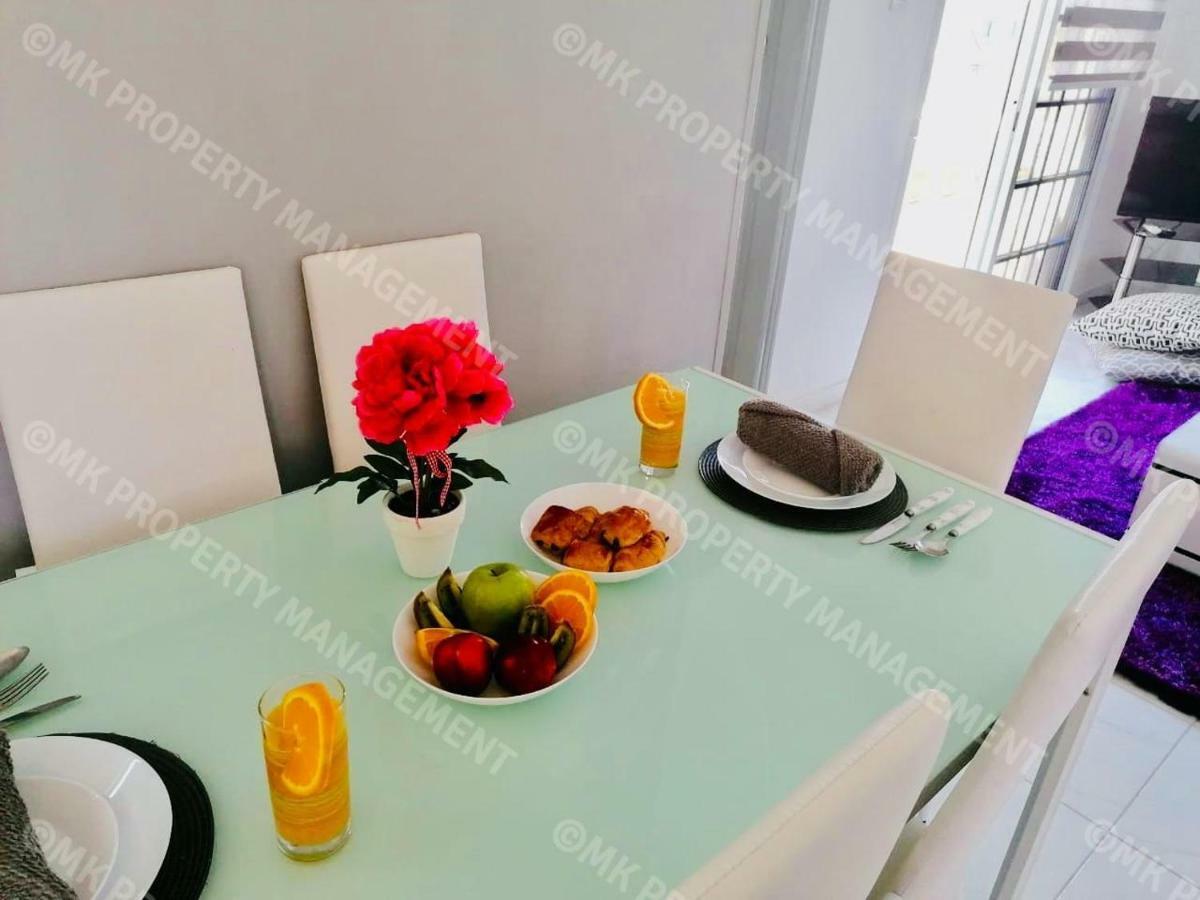 Lysia Sea-View Apartment Larnaca Esterno foto